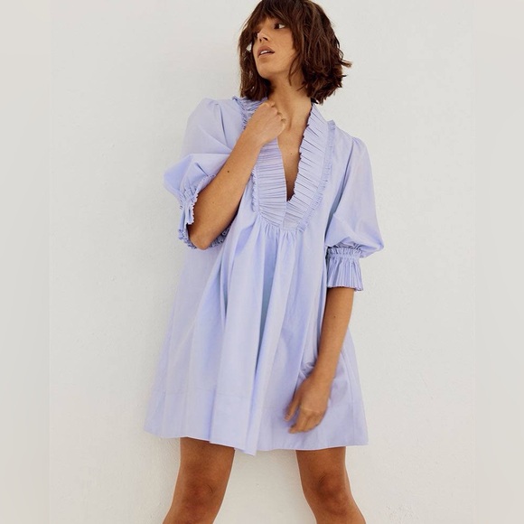 Sovere Dresses & Skirts - Sovere Studio NWOT Rapture Shift Pleated V-Neck Mini, Lavender, szS